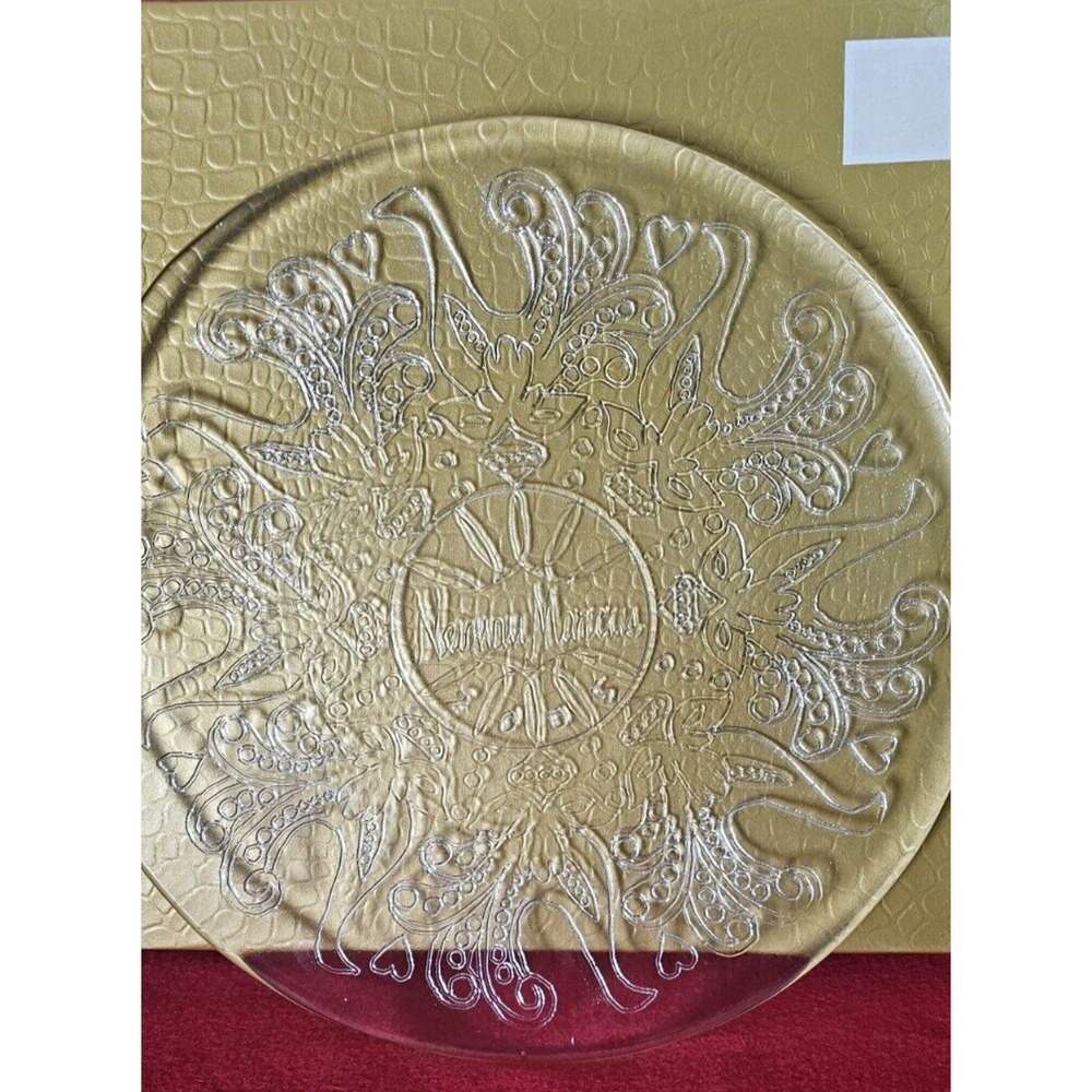 NIB Neiman Marcus 2005 Holiday Wreath Glass Platter Collectible Plate‎ Christmas